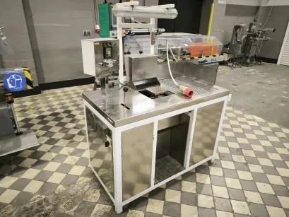 Prasa hudrauliczna do pudrów (Urliński, 1998)