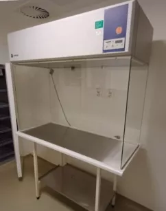 Komora Laminarna