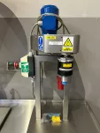 Semi-automatic cork screwing machine - 2