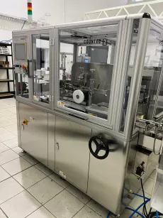 Automatyczny podajnik / orientator marki Countec - NOWY