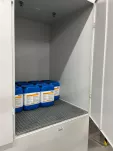Szafy do przechowywania substancji łatwopalnych - 4