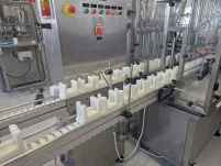 Linia dozująco-zakręcająca do płynów | Metax - 7