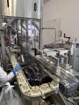 Linia rozlewnicza Cosmoline 40 do płynów | Unilogo Robotics - 4