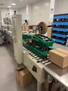 Zaklejarka kartonów Comarme gem 520